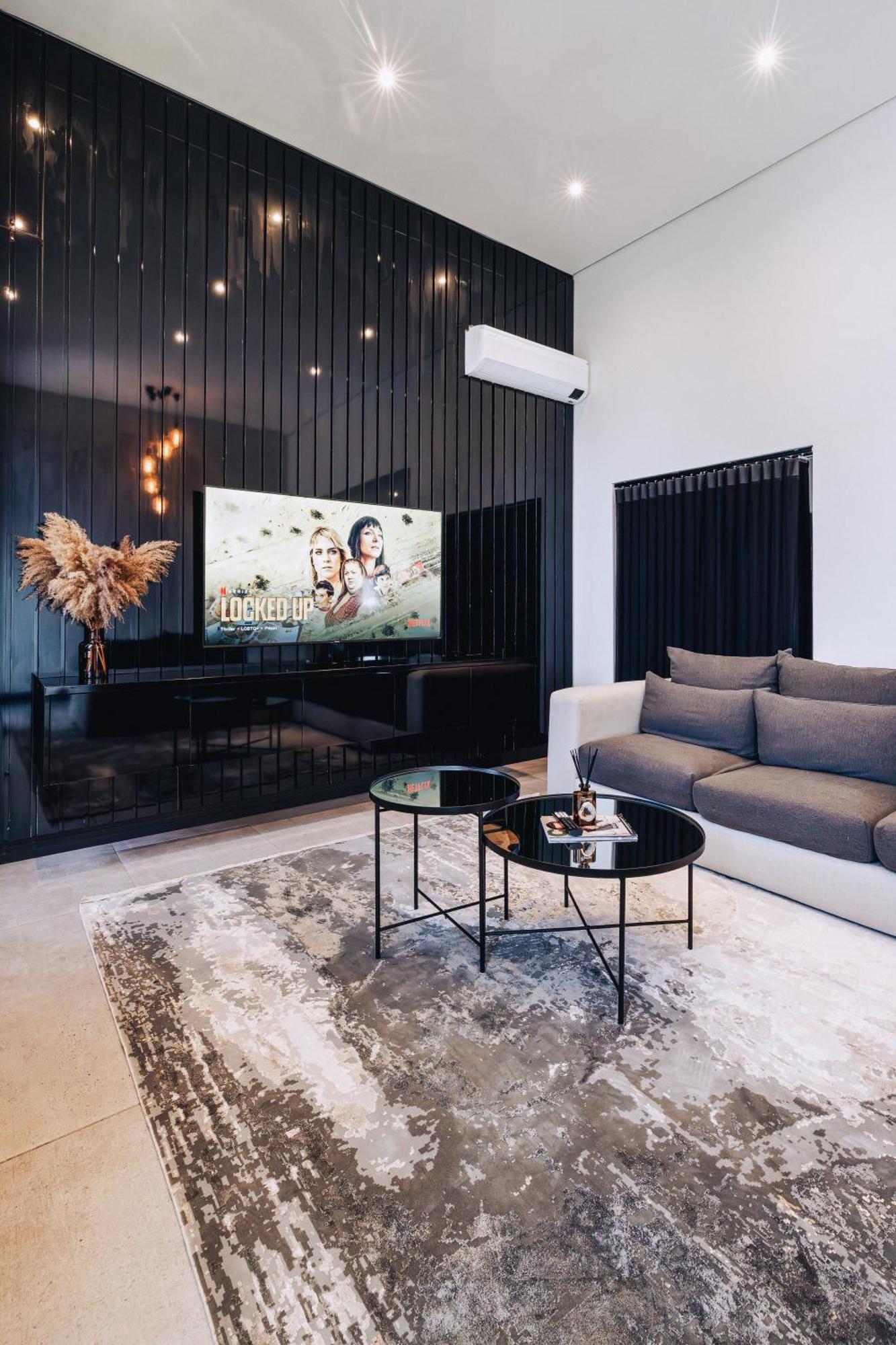 Phoenix Holiday home *